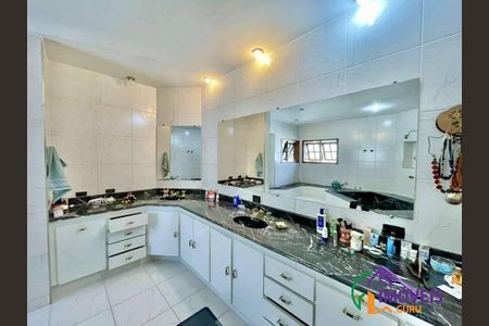 19_photo/94cfaaa3d5.45f02ef6bff41bc6-ATLAS-33f0e060-9fe3-4c76-a1ab-ed75727a92ce.jpg de casa para alugar com 5 quartos, 923m² em Vila Santo Antônio, Cotia