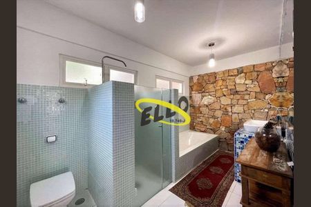 1_photo/94cfaaa3ef.d9f8130b258163b2-ATLAS-83007bd3-b0ee-4dc0-b3c7-258aa691ed0e.jpg de casa à venda com 4 quartos, 850m² em Vila Santo Antônio, Cotia