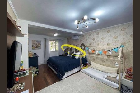 6_photo/94cfaaa3ef.d9f8130b258163b2-ATLAS-e7c0b168-e642-4ef7-98c7-6d7865e855c1.jpg de casa à venda com 4 quartos, 850m² em Vila Santo Antônio, Cotia