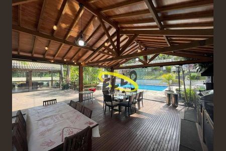 12_photo/94cfaaa3ef.d9f8130b258163b2-ATLAS-f8660239-e9e4-4e13-ad75-a47629e1c534.jpg de casa à venda com 4 quartos, 850m² em Vila Santo Antônio, Cotia