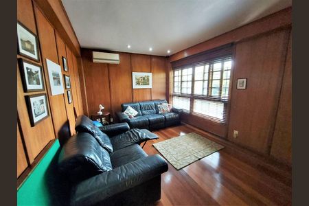 2_photo/94cfaaa3f3.6710884d60b7cc04-ATLAS-31aa7882-18a3-4e6c-9b7f-4f2d772ae2a2.jpg de casa à venda com 4 quartos, 439m² em Vila Santo Antônio, Cotia