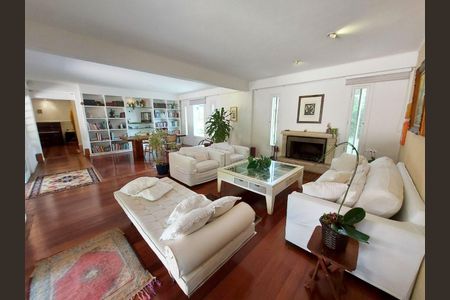 4_photo/94cfaaa3f3.6710884d60b7cc04-ATLAS-67e59f85-5f9a-4010-bdbb-7d286729a9e8.jpg de casa à venda com 4 quartos, 439m² em Vila Santo Antônio, Cotia