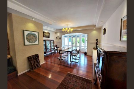 7_photo/94cfaaa3f3.6710884d60b7cc04-ATLAS-ccaf3b41-77e0-40b3-8dd1-5caadc2fd2b1.jpg de casa à venda com 4 quartos, 439m² em Vila Santo Antônio, Cotia