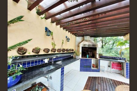 41_photo/94cfaaa3f3.6710884d60b7cc04-ATLAS-dcbdfb44-fd32-4453-8b14-c166c7d7115f.jpg de casa à venda com 4 quartos, 439m² em Vila Santo Antônio, Cotia