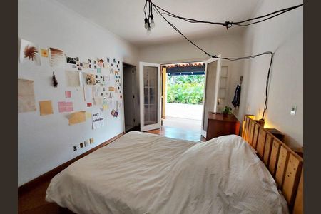 26_photo/94cfaaa3f3.6710884d60b7cc04-ATLAS-fd2698d9-6332-4881-89d6-8365cdc635ce.jpg de casa à venda com 4 quartos, 439m² em Vila Santo Antônio, Cotia
