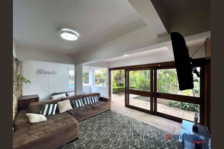 9_photo/94cfaaa3f3.8d80a7c02154ab31-ATLAS-202d9d29-be20-464a-9228-7deb8af68d5e.jpg de casa à venda com 4 quartos, 850m² em Vila Santo Antônio, Cotia