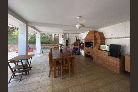 8_photo/94cfaaa3f3.f541d6c8e7c04d7e-ATLAS-1727c702-1f80-49b5-908b-ea2e1fa45a93.jpg de casa à venda com 4 quartos, 850m² em Vila Santo Antônio, Cotia