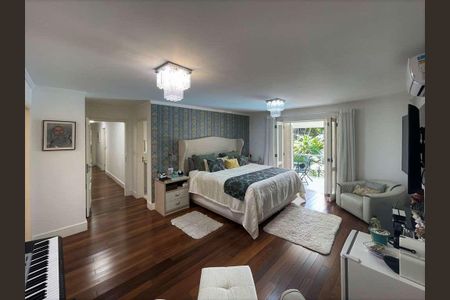 16_photo/94cfaaa3f3.f541d6c8e7c04d7e-ATLAS-aa0652af-e1de-4c03-b81f-8fef9bef7865.jpg de casa à venda com 4 quartos, 850m² em Vila Santo Antônio, Cotia