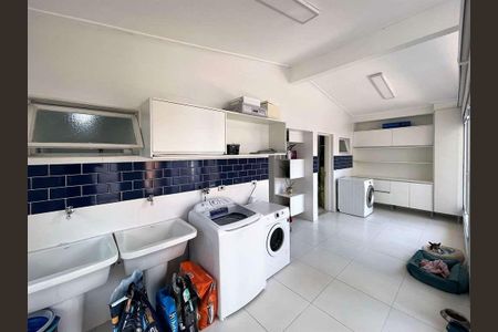 47_photo/94cfaaa3f3.f541d6c8e7c04d7e-ATLAS-c00d7c35-117b-4019-bd46-5060964b4984.jpg de casa à venda com 4 quartos, 850m² em Vila Santo Antônio, Cotia