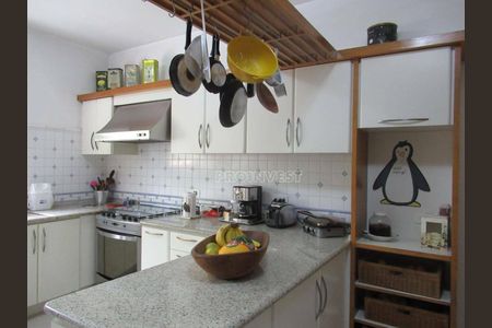 5_photo/94cfaaa413.6dd76f0acb221ab7-ATLAS-a33e9bc0-dc31-47bc-9ba9-cb76e46efa9b.jpg de casa à venda com 4 quartos, 890m² em Parque Frondoso, Cotia