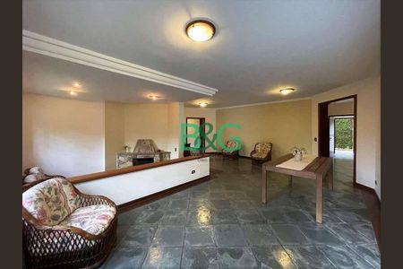 20_photo/94cfaaa425.7a37549eceeba21f-ATLAS-2cdd9e8a-5b3e-4082-9caf-9cbe1d2cb061.jpg de casa à venda com 4 quartos, 742m² em Granja Viana, Cotia