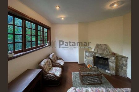 6_photo/94cfaaa425.7a37549eceeba21f-ATLAS-4caa5310-6af1-44aa-b4a1-3a021f7b00da.jpg de casa à venda com 4 quartos, 743m² em Granja Viana, Cotia