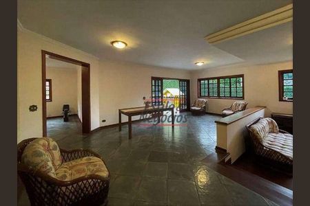 8_photo/94cfaaa425.7a37549eceeba21f-ATLAS-9ee35fba-20da-4a15-bb9b-744c39efb4c8.jpg de casa à venda com 4 quartos, 742m² em Granja Viana, Cotia