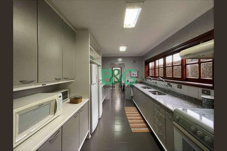 24_photo/94cfaaa425.7a37549eceeba21f-ATLAS-d5a41813-5b3c-4192-bcca-e78920b139bf.jpg de casa à venda com 4 quartos, 742m² em Granja Viana, Cotia