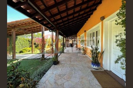 9_photo/94cfaaa4f9.ceff8192393c33de-ATLAS-a197b8f4-a15a-4806-9be2-3d54e989f438.jpg de casa à venda com 5 quartos, 652m² em Granja Viana, Cotia
