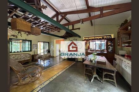 2_photo/94cfaaa51f.3949eb60e8e65e7a-ATLAS-03ffdb0c-04eb-4c64-88df-ab3dc0218d77.jpg de casa à venda com 3 quartos, 340m² em Granja Viana, Cotia