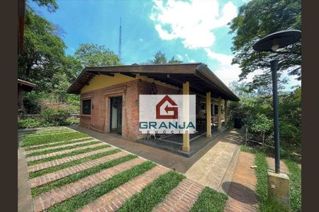 4_photo/94cfaaa51f.3949eb60e8e65e7a-ATLAS-11247ee2-3d62-4b7b-b263-97af9f122e42.jpg de casa à venda com 3 quartos, 340m² em Granja Viana, Cotia