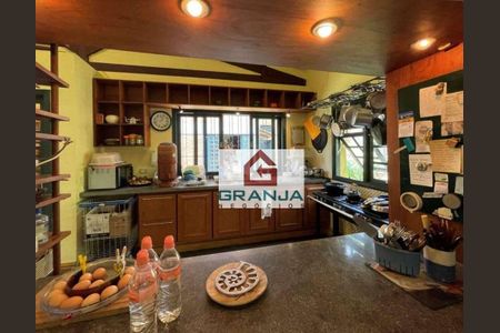 9_photo/94cfaaa51f.3949eb60e8e65e7a-ATLAS-32780ef2-6a08-44ef-ae9a-98c718bb2640.jpg de casa à venda com 3 quartos, 340m² em Granja Viana, Cotia