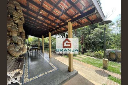 5_photo/94cfaaa51f.3949eb60e8e65e7a-ATLAS-92a5b136-4530-4502-9d7d-7fe1f737993c.jpg de casa à venda com 3 quartos, 340m² em Granja Viana, Cotia