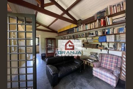 34_photo/94cfaaa51f.3949eb60e8e65e7a-ATLAS-be04d747-d5b1-4816-9668-83f08bf7c22a.jpg de casa à venda com 3 quartos, 340m² em Granja Viana, Cotia