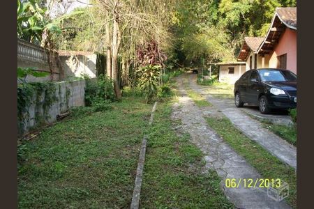 3_photo/94cfaaa52d.8e48f5906dd675de-ATLAS-51166220-c069-4f3e-86c0-0d85f3ce1650.jpg de casa à venda com 3 quartos, 200m² em Granja Viana, Cotia