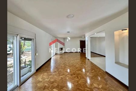 27_photo/94cfaaa535.93b8fa184532727f-ATLAS-6952e109-eab1-4201-bb59-3fab00b08e65.jpg de casa à venda com 8 quartos, 444m² em Granja Viana, Cotia