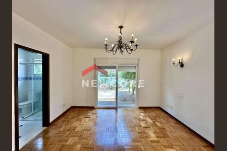 44_photo/94cfaaa535.93b8fa184532727f-ATLAS-b7d5ad4d-8ccc-4fa2-8541-00284911e941.jpg de casa à venda com 8 quartos, 444m² em Granja Viana, Cotia