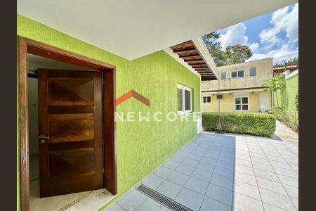 23_photo/94cfaaa535.93b8fa184532727f-ATLAS-c7ceafc7-5c7d-462f-b661-dc85dd04e8cd.jpg de casa à venda com 8 quartos, 444m² em Granja Viana, Cotia