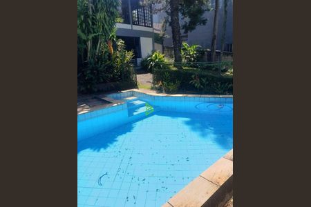 3_photo/94cfaaa54d.2f15d505e37c7ac5-ATLAS-dbd82b2b-caf9-402b-89b7-84056ad6102f.jpg de casa à venda com 3 quartos, 450m² em Granja Viana, Cotia