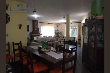 13_photo/94cfaaa54f.3661479a1a3a7969-ATLAS-a4d2d884-69d4-4d9c-85d5-68adfb8b1901.jpg de casa à venda com 3 quartos, 360m² em Granja Viana, Cotia