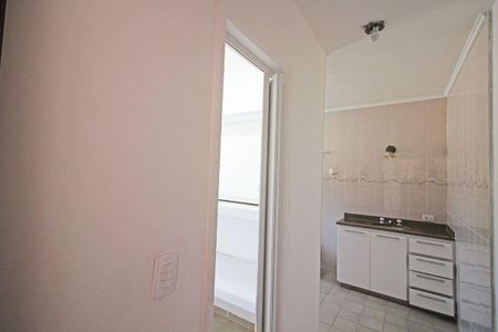 1_photo/94cfaaa5a7.588d4a7fb74764b6-ATLAS-fa452f84-c740-40e8-9d4b-c25e174ab47d.jpg de casa de condomínio à venda com 3 quartos, 400m² em Granja Viana, Cotia