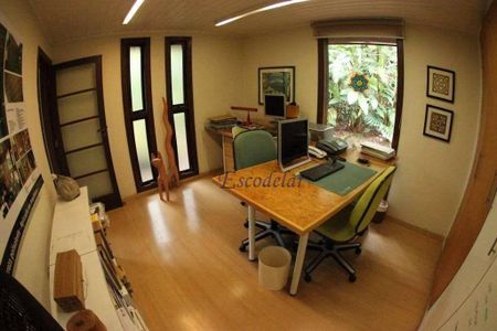 9_photo/94cfaaa5b3.e6f02a1e96aef2b1-ATLAS-2c252d18-8b72-443b-9c4a-eb5713798476.jpg de casa à venda com 4 quartos, 525m² em Granja Viana, Cotia