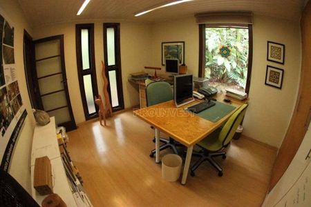 7_photo/94cfaaa5b3.e6f02a1e96aef2b1-ATLAS-f118085e-4576-43ac-a3cb-a6860419dedd.jpg de casa à venda com 4 quartos, 525m² em Granja Viana, Cotia