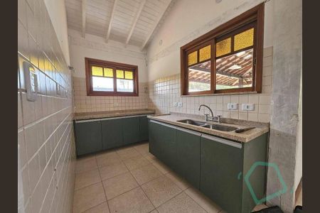 5_photo/94cfaaa5e3.2f15d505e37c7ac5-ATLAS-5312c9d2-1a2e-438a-aad0-98fa909c3fd6.jpg de casa à venda com 3 quartos, 250m² em Parque Frondoso, Cotia