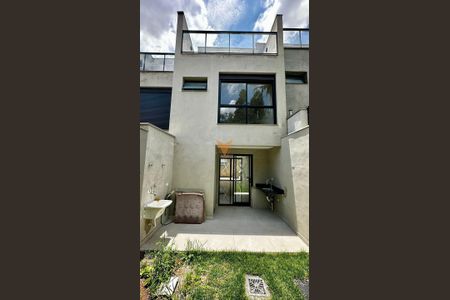 2_photo/94cfaaa61d.95d0206ebe4a0c26-ATLAS-06a0a71e-8937-47e9-b559-ea976e5120e8.jpg de casa à venda com 2 quartos, 125m² em Parque Frondoso, Cotia