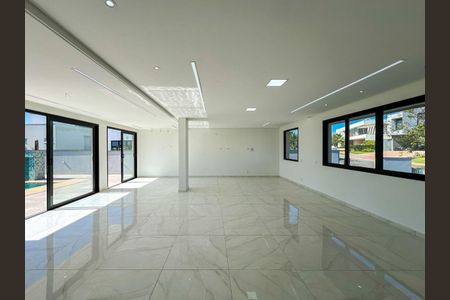 9_photo/94cfaaa657.9f73e101bd22bb98-ATLAS-9d2c688e-18c3-42a0-b120-d96ea33e097a.jpg de casa de condomínio à venda com 4 quartos, 410m² em Granja Viana, Cotia