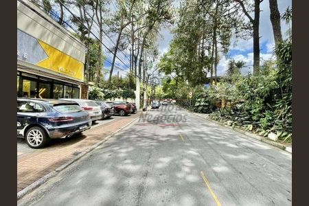 1_photo/94cfaaa6b3.d4ace3ebaa1452e8-ATLAS-415e572b-3039-4b66-94c3-d0dc3d94c4f3.jpg de casa à venda com 5 quartos, 757m² em Vila Santo Antônio, Cotia