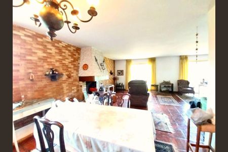 8_photo/94cfaaa6f1.638ecf6643705854-ATLAS-455f1170-e1ec-4eb6-a8c8-919a5d439f1a.jpg de casa para alugar com 3 quartos, 303m² em Granja Viana, Cotia