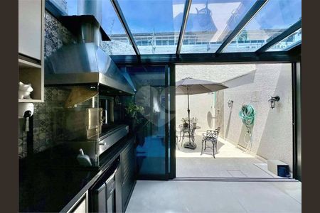 7_photo/94cfaaa7b5.b60f5a7682bed42c-ATLAS-41f22940-4e98-4cae-9afc-bc6e11c48af3.jpg de apartamento à venda com 2 quartos, 169m² em Parque Frondoso, Cotia