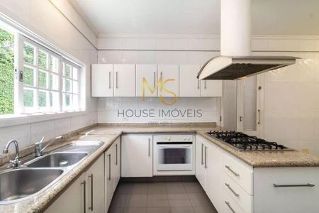 5_photo/94cfaaa7f9.23351eba74f1df34-ATLAS-5a31cf8f-02a7-4cdd-b17f-a1804db9858b.jpg de casa para alugar com 3 quartos, 456m² em Parque Frondoso, Cotia