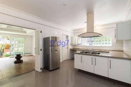 12_photo/94cfaaa7f9.66b5b8821f161eb4-ATLAS-4b20dee6-d5ff-4eef-aa60-15c4ab593b6c.jpg de casa à venda com 3 quartos, 456m² em Parque Frondoso, Cotia