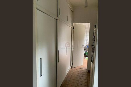 4_photo/94cfaaa861.b38ac4619dd2e4c9-ATLAS-2703963d-eda5-4647-99b5-e7a5f650899f.jpg de casa à venda com 3 quartos, 474m² em Granja Viana, Cotia