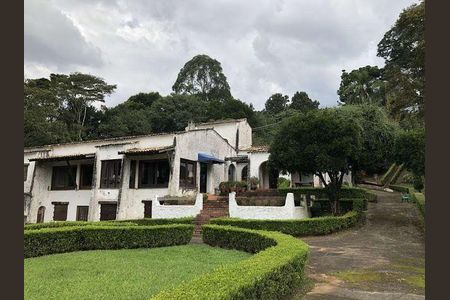 8_photo/94cfaaa897.f34ea19b5153c875-ATLAS-3465a4bd-a72e-4157-b340-8343ef163389.jpg de casa à venda com 4 quartos, 800m² em Granja Viana, Cotia