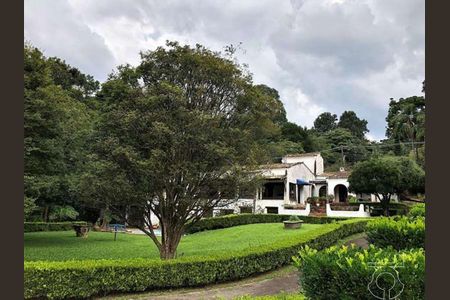 8_photo/94cfaaa897.f34ea19b5153c875-ATLAS-3a1667ff-b186-45c6-a875-d6eee86ae13f.jpg de casa à venda com 4 quartos, 800m² em Granja Viana, Cotia