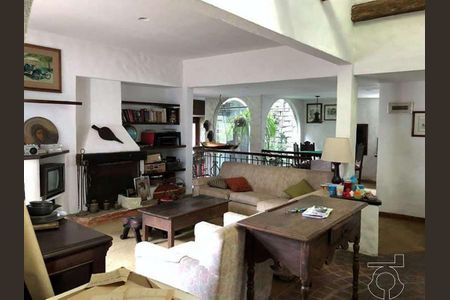 12_photo/94cfaaa897.f34ea19b5153c875-ATLAS-7e7caf1f-196a-4b79-a1df-54ac5aba926f.jpg de casa à venda com 4 quartos, 800m² em Granja Viana, Cotia