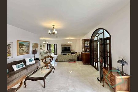 12_photo/94cfaaa905.508395daa8853870-ATLAS-e96d8f57-e4fd-445b-873f-97a0b9240d2b.jpg de casa de condomínio à venda com 5 quartos, 576m² em Chácara Granja Velha, Carapicuíba