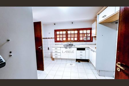 59_photo/94cfaaa9fd.8f499c5ee258da7a-ATLAS-02737dd7-3618-4528-a0c3-0029ad01a60b.jpg de casa para alugar com 4 quartos, 320m² em Chácara do Refúgio, Carapicuíba