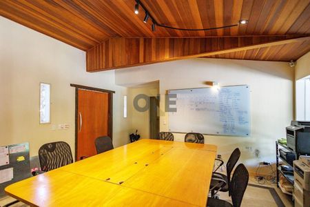 8_photo/94cfaaaab1.9f73e101bd22bb98-ATLAS-481f8a37-bc1f-46f6-8414-dd5d6c8c3684.jpg de casa de condomínio à venda com 4 quartos, 450m² em Jardim Marilu, Carapicuíba