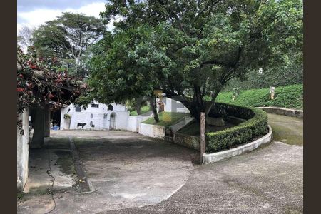 2_photo/94cfaaaab1.9f73e101bd22bb98-ATLAS-5531a022-0638-441e-90c9-5fc0cf4ef16a.jpg de casa de condomínio à venda com 4 quartos, 800m² em Jardim Marilu, Carapicuíba