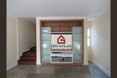 17_photo/94cfaaab0f.d98b7ca7e2b594eb-ATLAS-b1c29c5c-f6ce-49d1-a200-3880b06e4681.jpg de casa à venda com 3 quartos, 230m² em Chácara do Refúgio, Carapicuíba